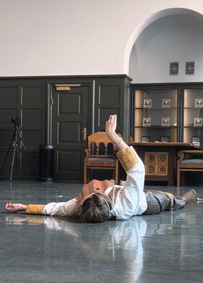 Tristan and Giga on Floor 2